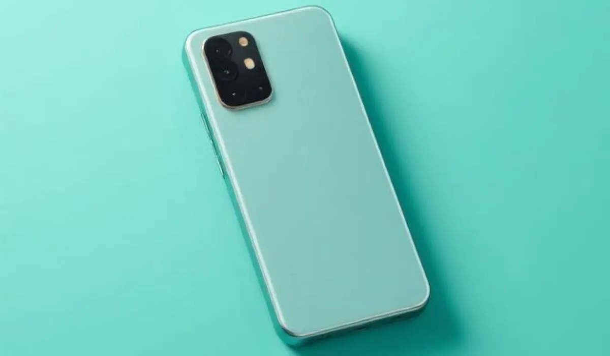 OPPO Reno 16 Pro vs Reno 16: Specs, Features, And Prices
